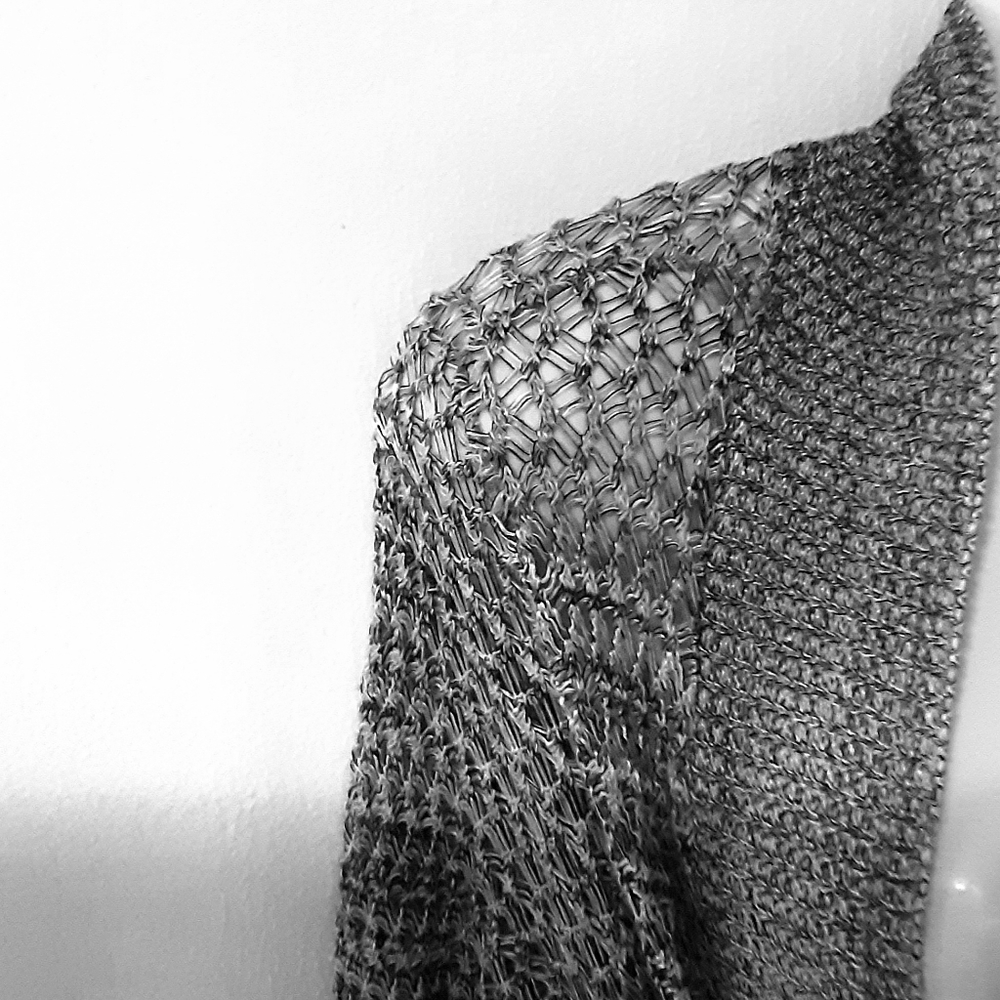 Romeo & Juliet Couture Tie Waist Waterfall Cardigan Size S/M - Picture 8 of 12